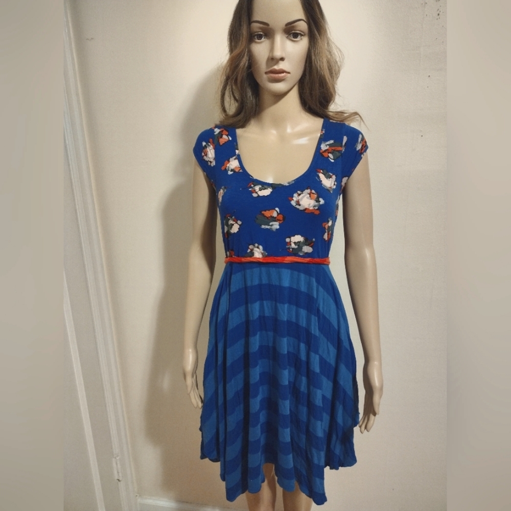 Julienne W floral 90's dress, size S